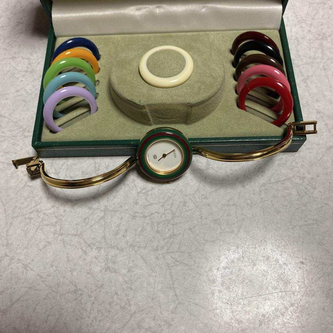 GUCCIチェンジベゼル腕時計