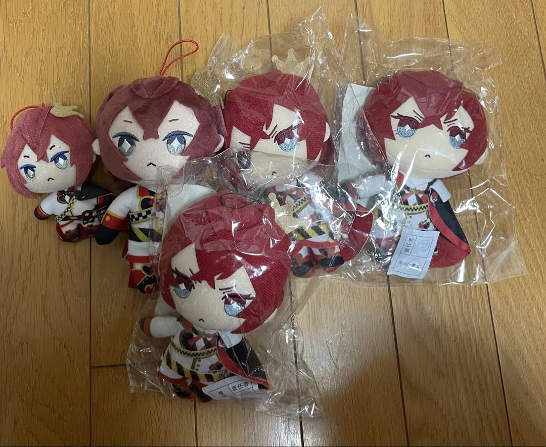 ツイステ リドル・ローズハート 缶バッジ カード ぬいぐるみ