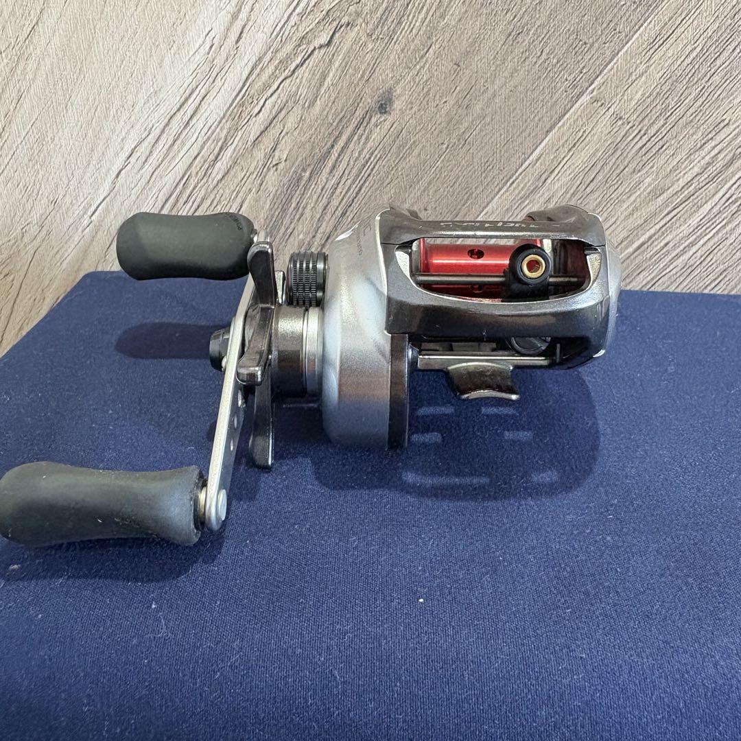 シマノ (SHIMANO) ベイトリール 11 スコーピオンDC 右ハンドル シマノ (SHIMANO) ベイトリール 11 スコーピオンDC 右ハンドル