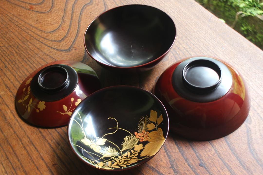 時代逸品！風情ある白塗地に極上秋草蒔絵の映えるお椀2点（検