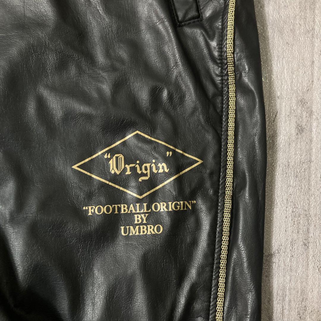 UMBRO セットアップ　ワンポイントロゴ　レザー調　黒