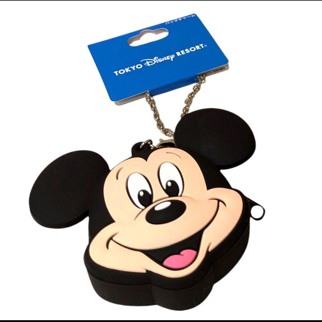 新品未使用】ディズニー ミッキー バッグチャーム シリコン製