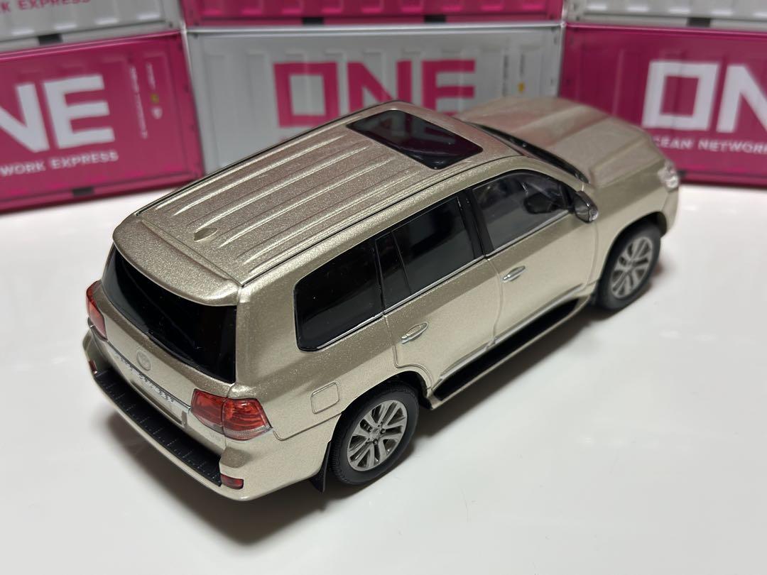 1/30 トヨタ ランドクルーザー 200 カラーサンプル ミニカー 中古
