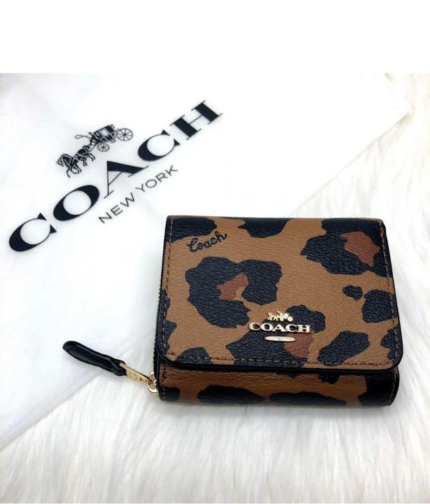 49%割引出産祝い 《新品》【ラスト1個】COACH コーチ三つ折り財布