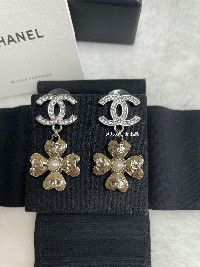 シャネルピアス CC 四つ葉クローバー