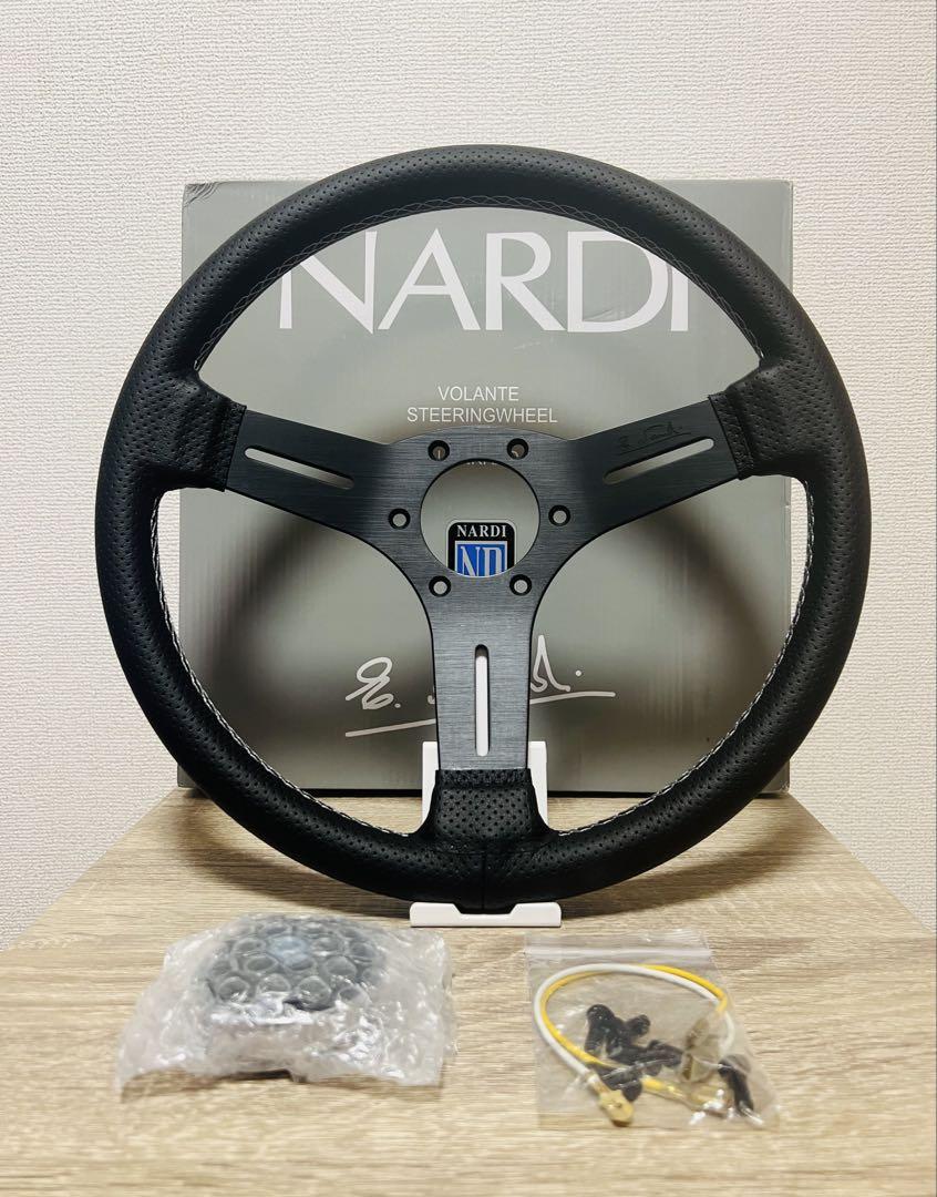 【大幅値下げ】ナルディ（NARDI）クラシック レザーステアリング 13インチ☆