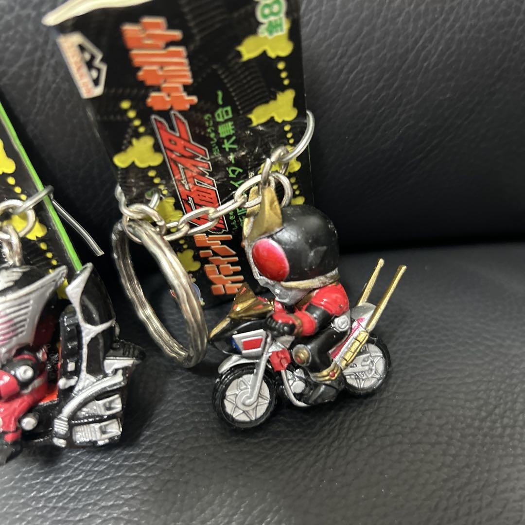 ライディング仮面ライダーキーホルダー新旧ライダー大集合