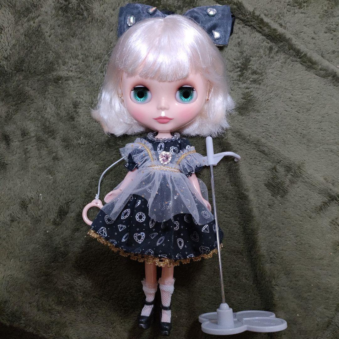 ネオブライス人形 本体ドレスセット