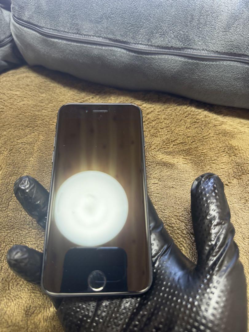 Apple iPhone se 2 （第二世代）ブラック