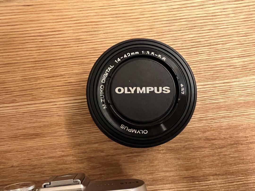 【超美品】OLYMPUS オリンパスPen E-PL8 ミラーレス一眼ブラック