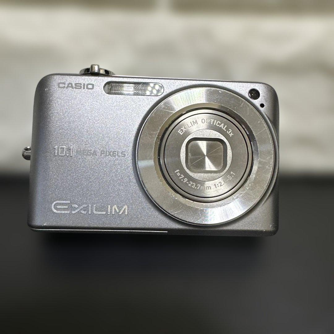 裕*様 【美品】CASIO EXILIM EX-Z1080 シルバー　動作確認済 Amazon.co.jp: CASIO デジタルカメラ EXILIM (エクシリム) ZOOM