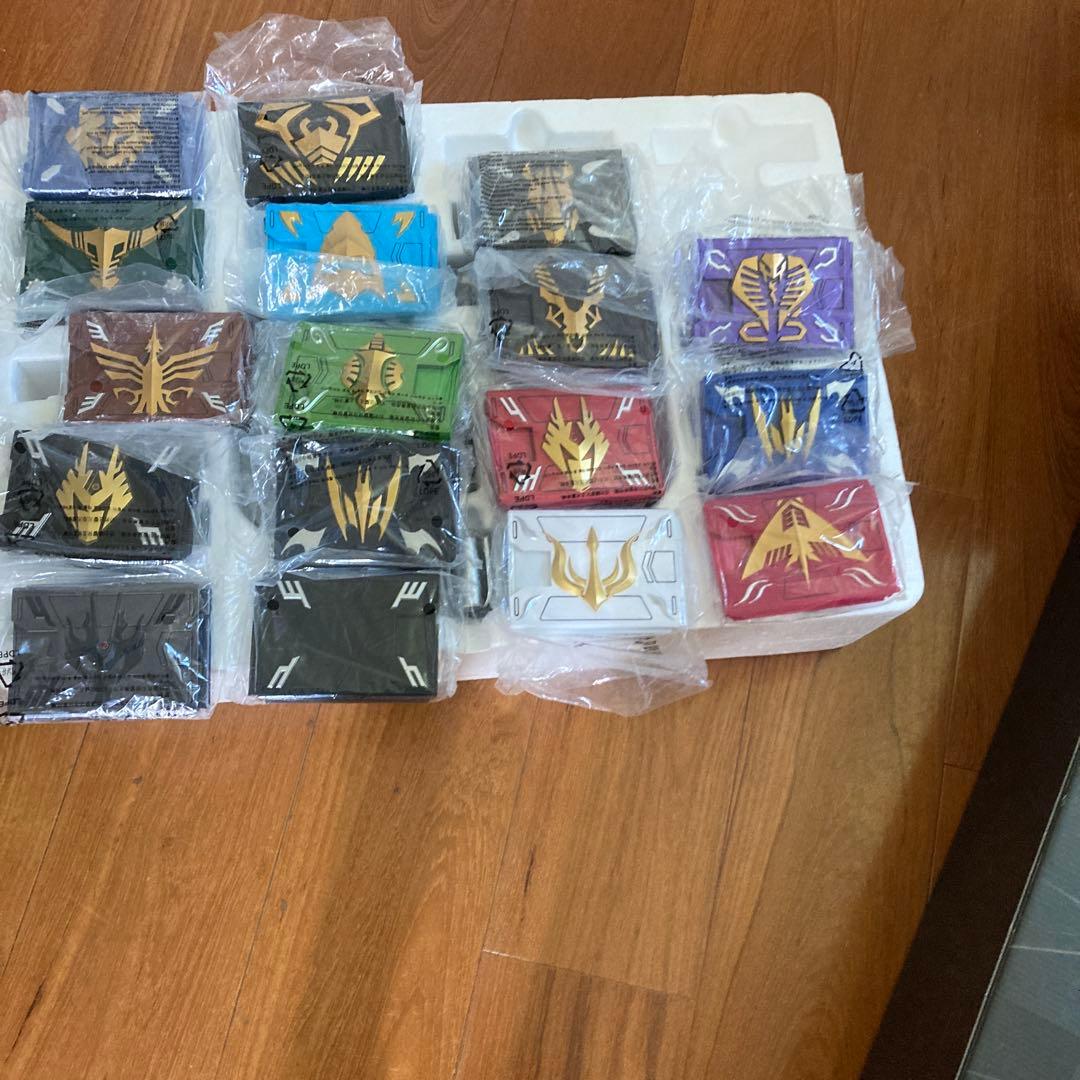 仮面ライダー龍騎コンプリートセレクションベルトバックルカードデッキ値下げ可能