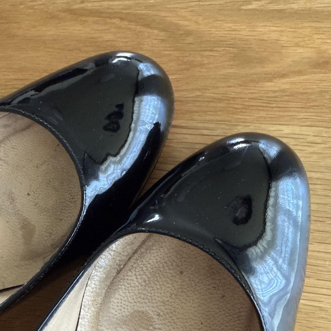美品　クリスチャンルブタン ピンヒール　パンプス　黒　ラウンドトゥ　エナメル Christian Louboutin - ルブタン 厚底 ハイヒール パンプス