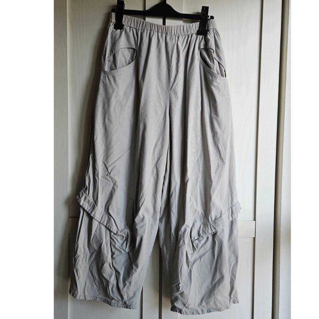 ★美品！タグ有り　センソユニコ慈雨サルエルパンツ ストライプデザイン★ ☆美品！タグ有り センソユニコ慈雨サルエルパンツ ストライプ