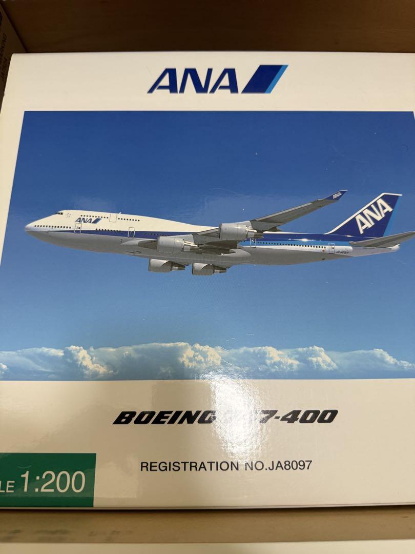 ANA Boeing 747-400 スケール1:200 JA8097 - メルカリ