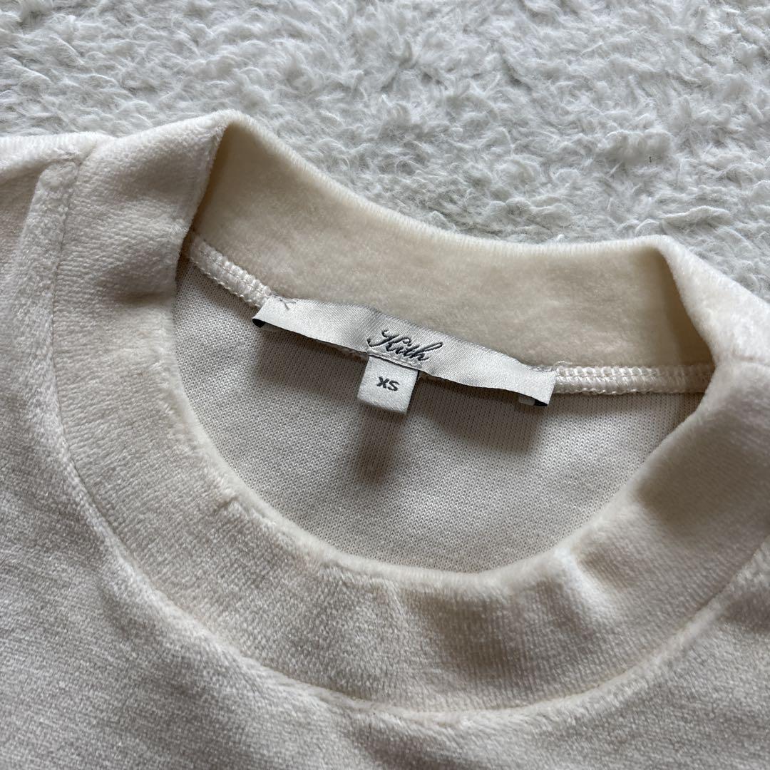 KITH クロップドTシャツ ベルベット ロゴ刺繍 2024年モデル