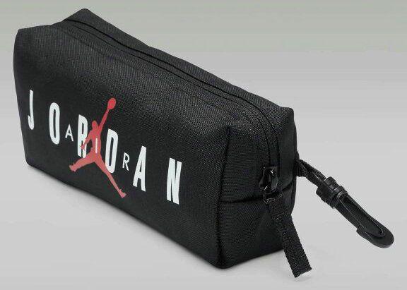 値下げ　新品　ナイキ NIKEジョーダンJORDANバックパック リュックサック