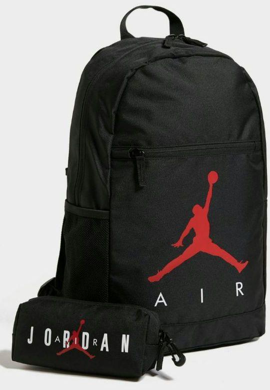 値下げ　新品　ナイキ NIKEジョーダンJORDANバックパック リュックサック