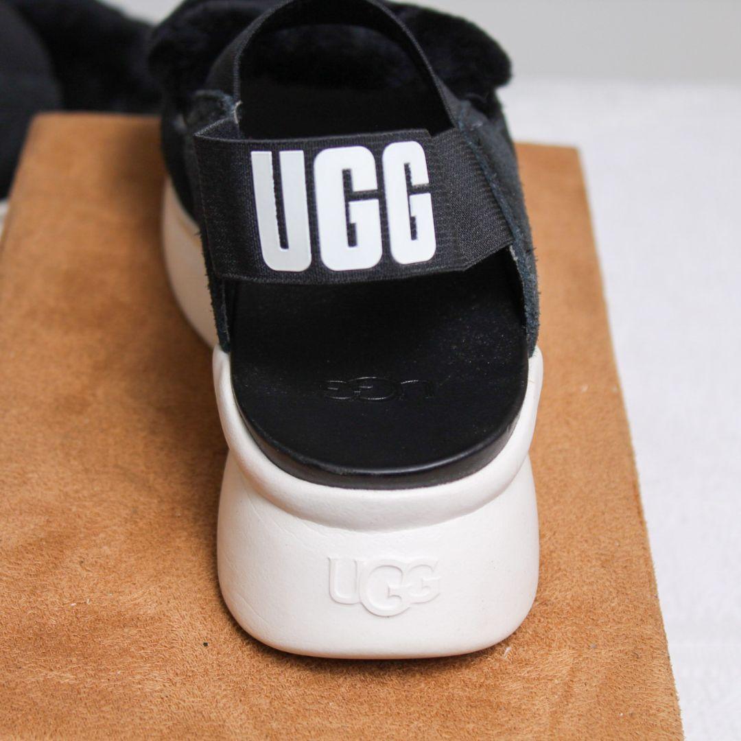 【美品】UGG ブラック ファー 厚底 サンダル 23.5cm