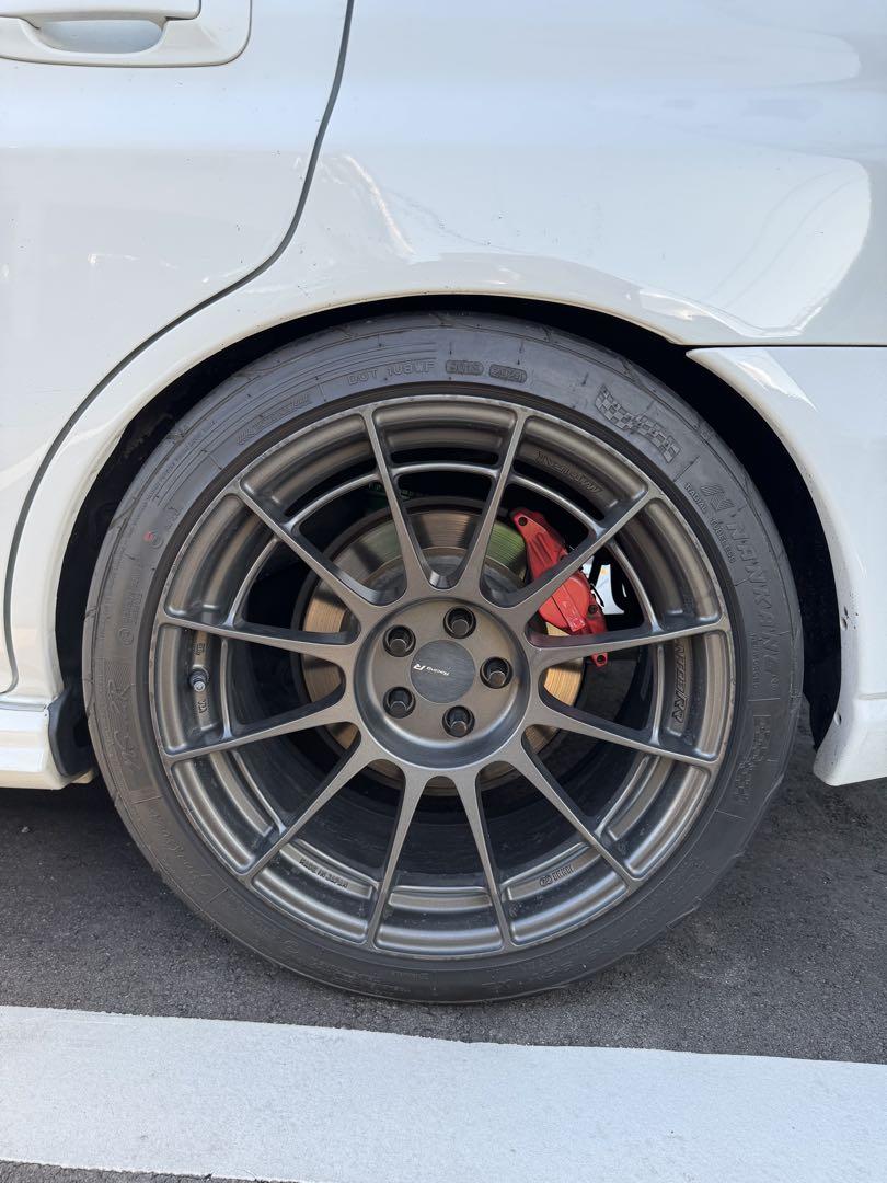 タイヤ・ホイール ENKEI NT03RR 9J+40 PCD100