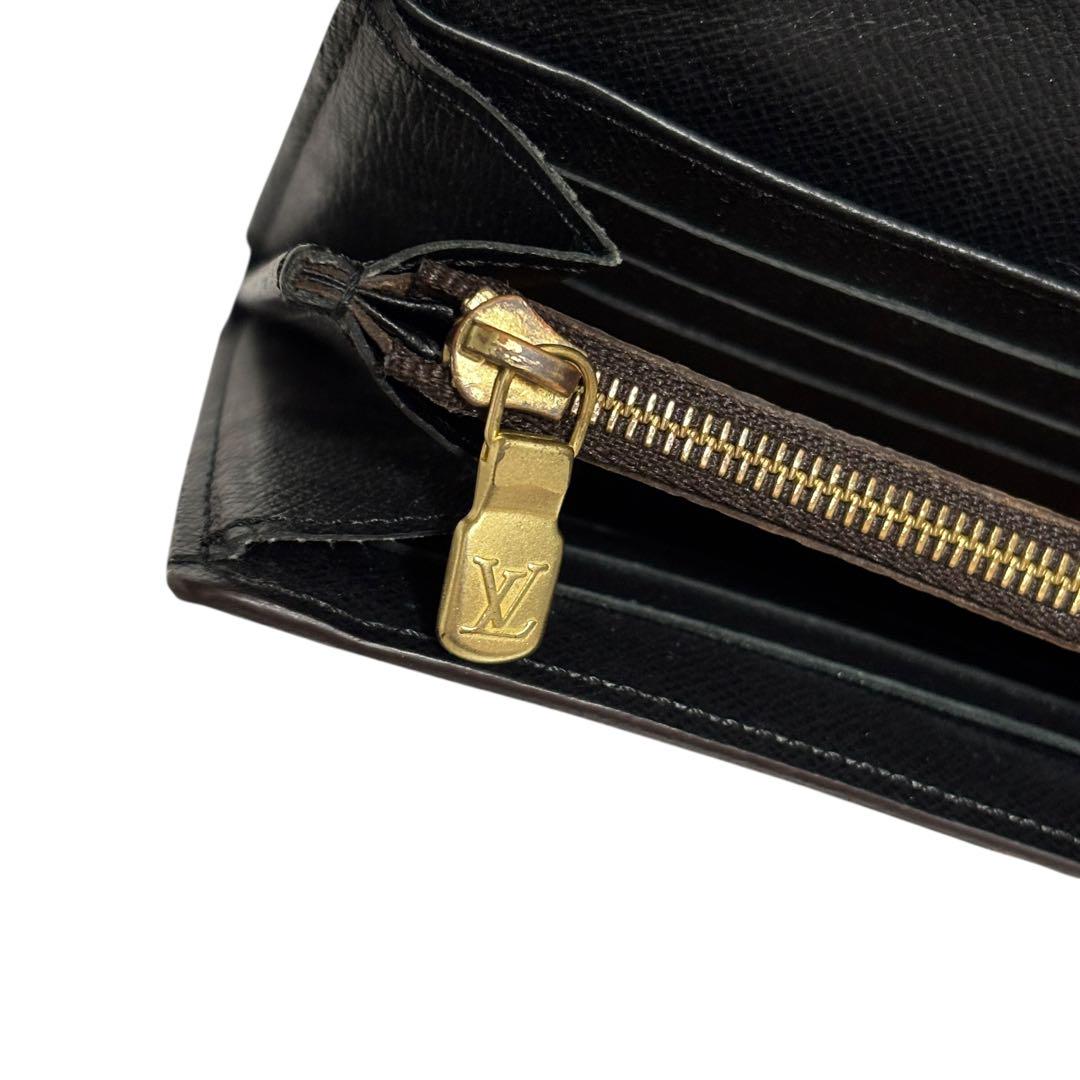 ルイヴィトン ジャイアント モノグラム リバース サラ LV 二つ折り 長財布