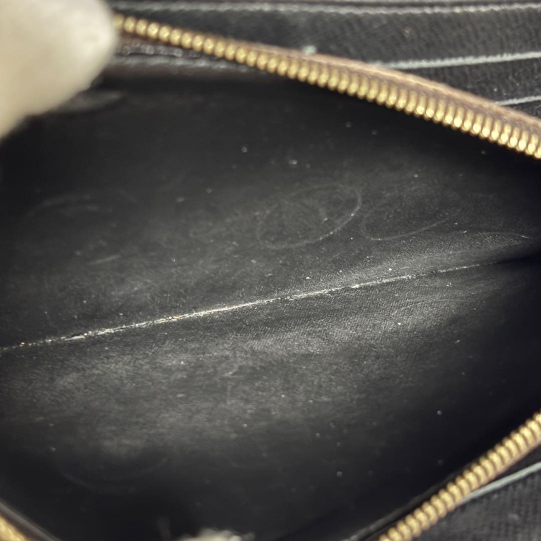 ルイヴィトン ジャイアント モノグラム リバース サラ LV 二つ折り 長財布