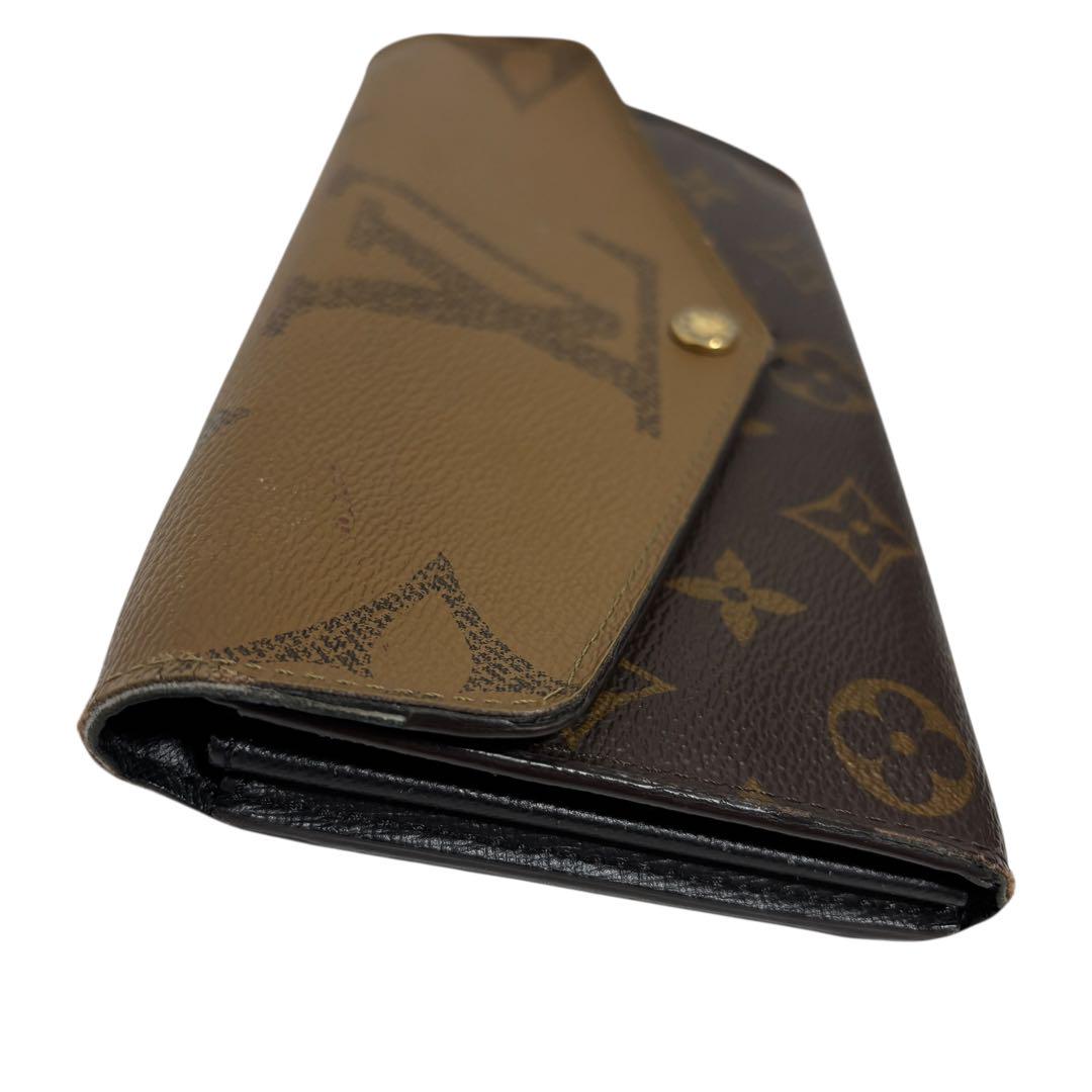 ルイヴィトン ジャイアント モノグラム リバース サラ LV 二つ折り 長財布