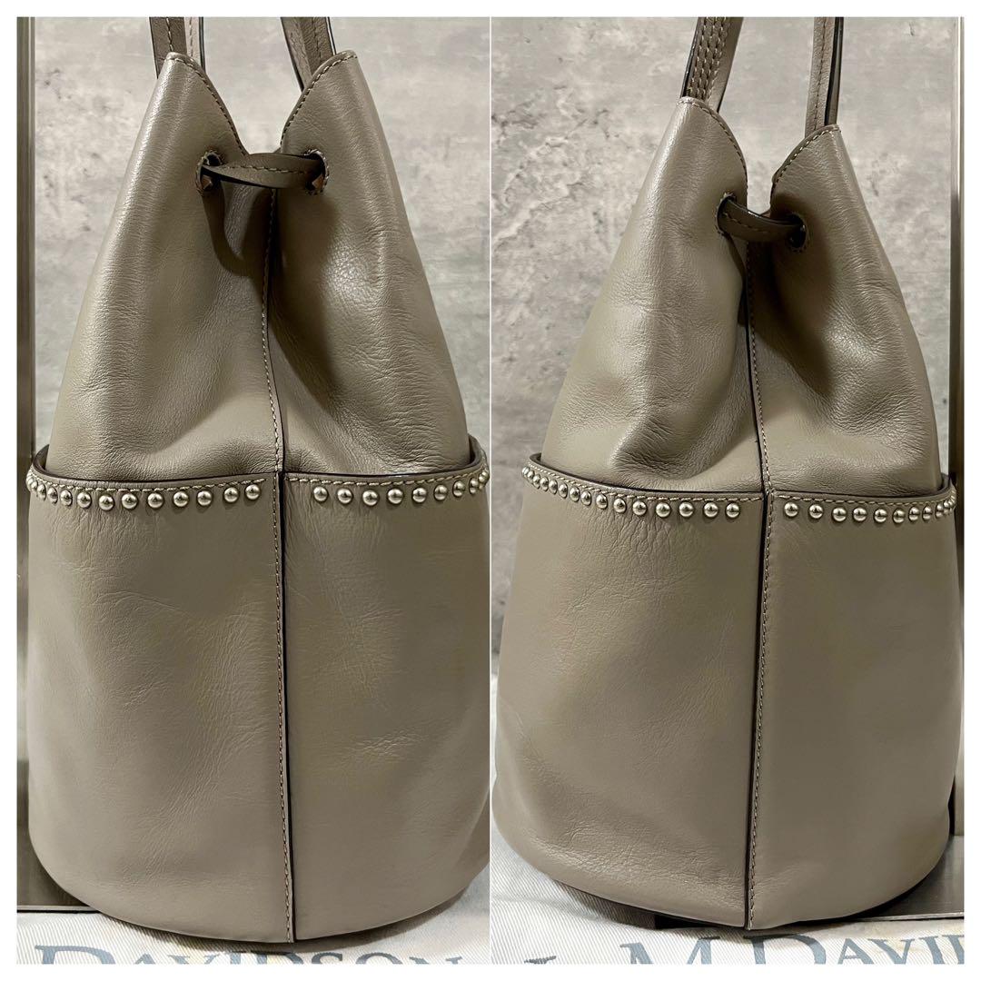極美品✨ J&M DAVIDSON MINI DAISY WITH STUDS