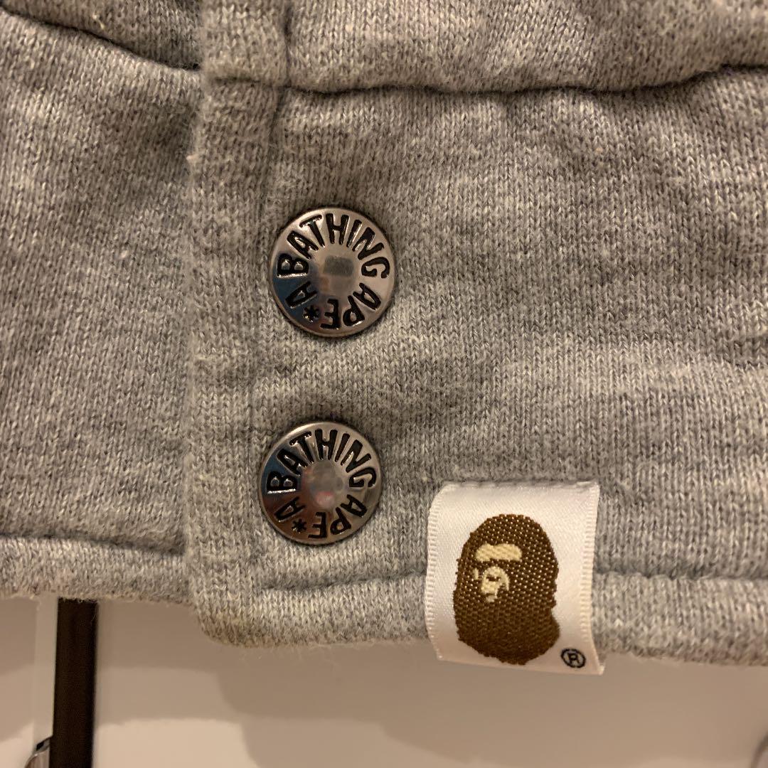 APE アウター。本邦資本時の商品