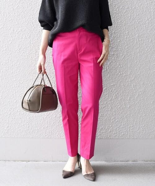 美品 SHIPS 1,7万 イタリア製生地 ピンクのストレッチパンツ シップス