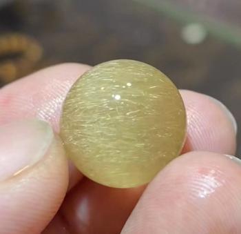 ゴールドルチルクオーツ 丸玉 16mm