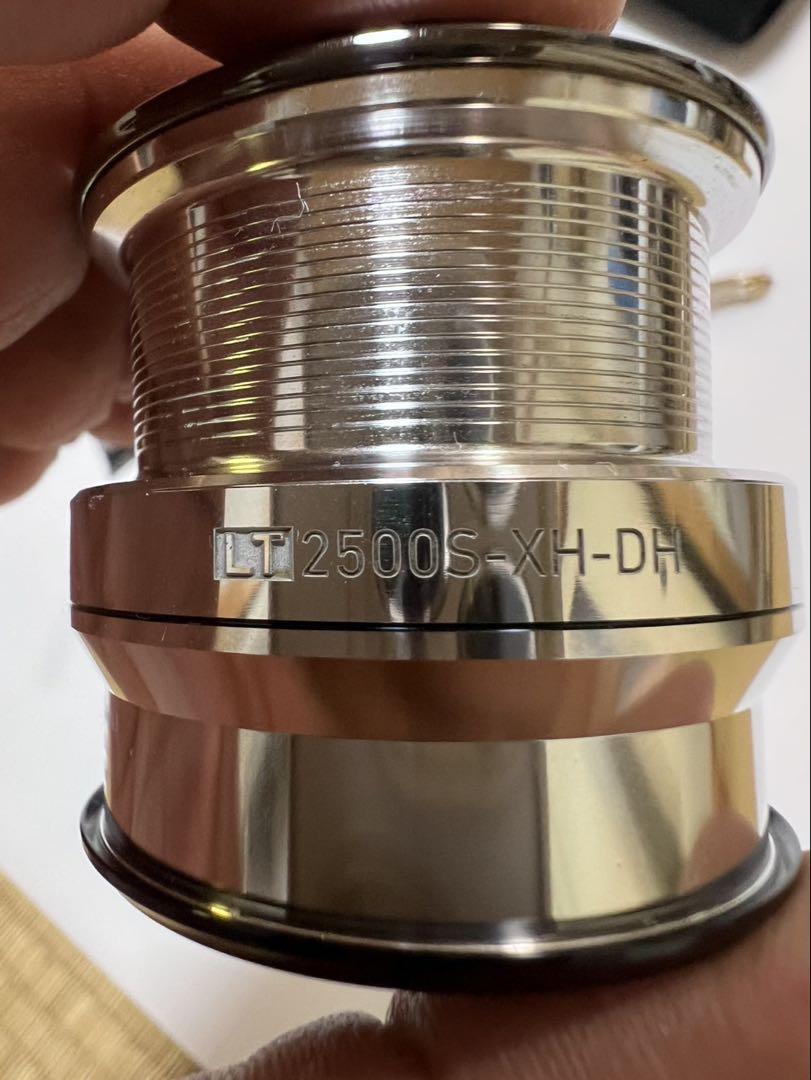 18イグジストLT2500S-XH-DH中古