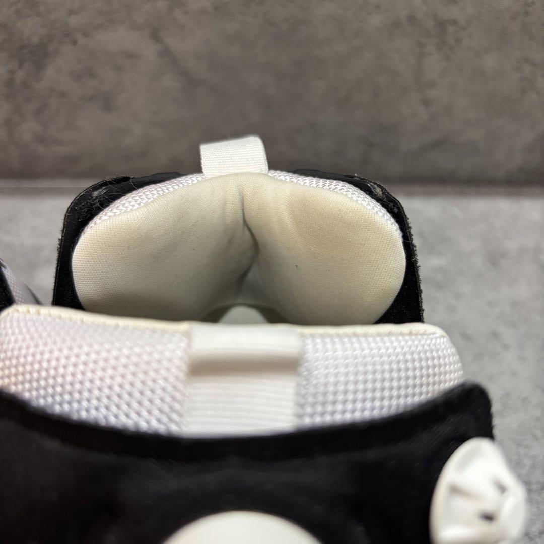 【Reebok】 リーボックINSTA PUMP FURY 24 パンダ白 黒