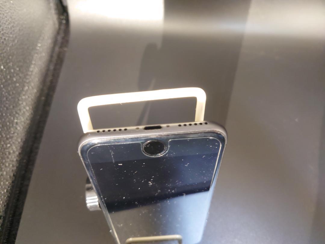 Apple iPhone 8 64GB スペースグレイ