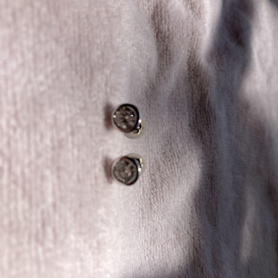 ピアス　ロシアンダイヤモンド　Ｋ18WG