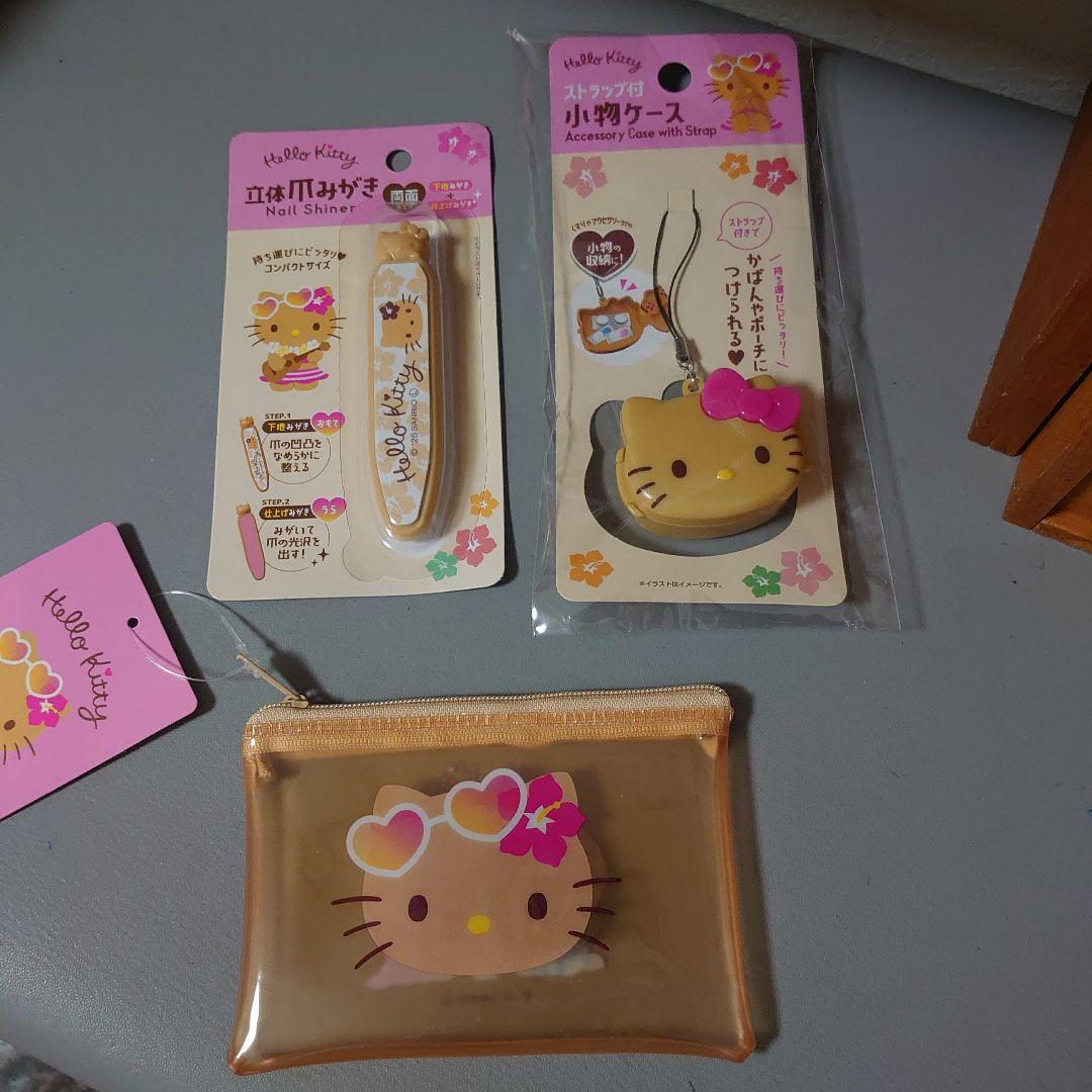 日焼けキティ 3点セット - メルカリ