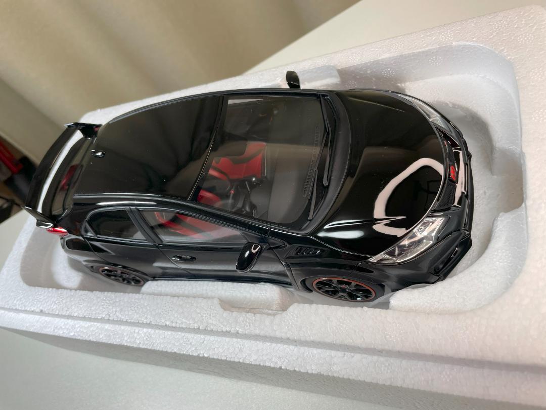 京商 1/18 HONDAシビックTypeR FK2 samurai（京商SAMURAI