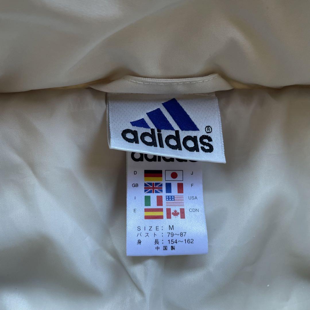 adidas ダウン ジャケット 白 y2k