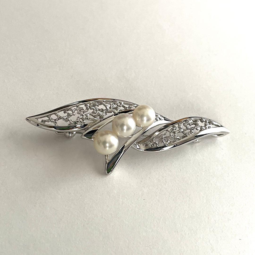 TASAKI SILVER 3pearl broach アコヤ真珠ブローチ