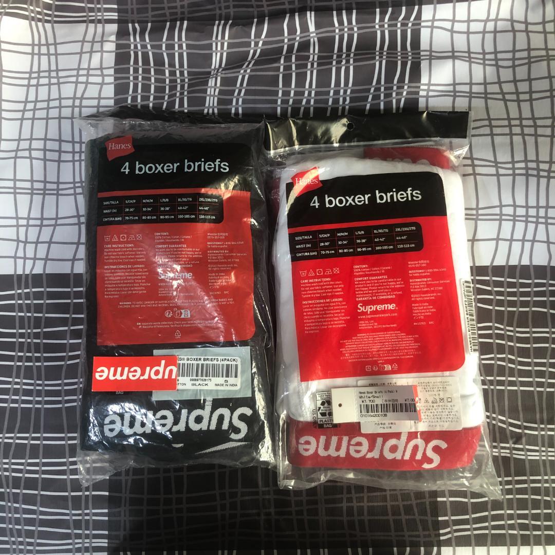 【ラスト1点】Supreme × Hanes ボクサーパンツ 白黒 Sサイズ2枚 新品 Supreme Hanes Boxer ボクサーパンツ 白黒Sセット 2枚