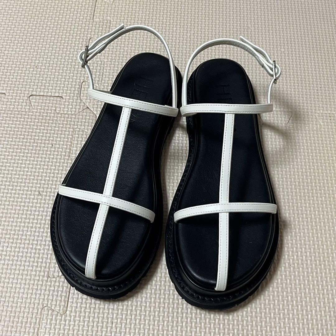 hewn　ヒューン　T-strap w-soled サンダル　白　36
