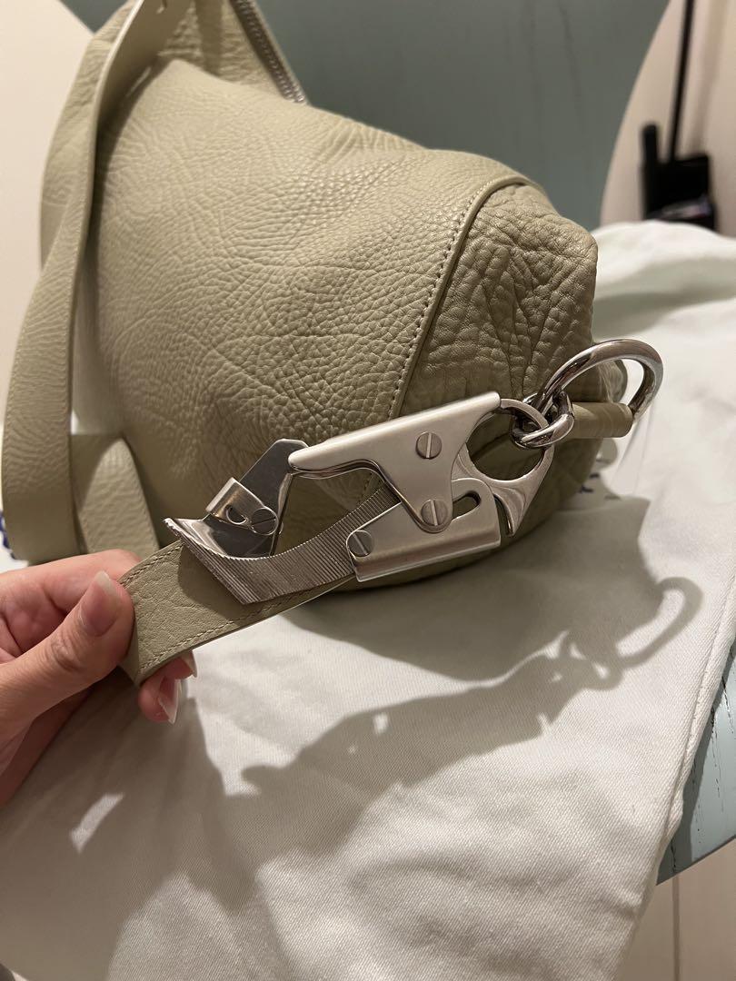 BURBERRY ショルダーバッグ / knight bag M