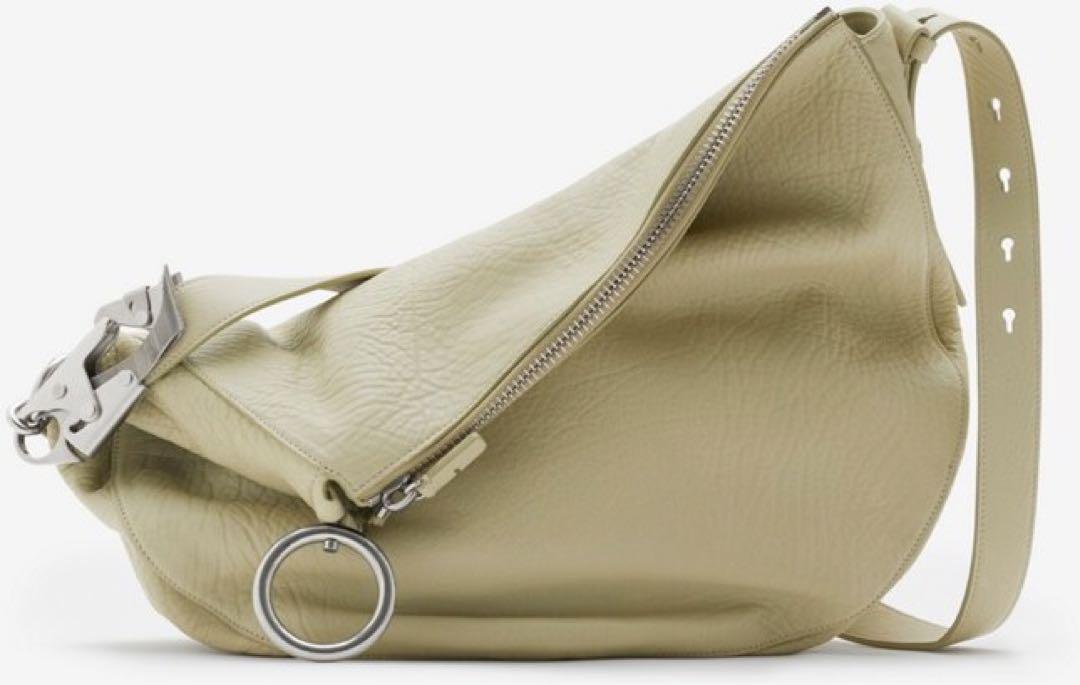 BURBERRY ショルダーバッグ / knight bag M
