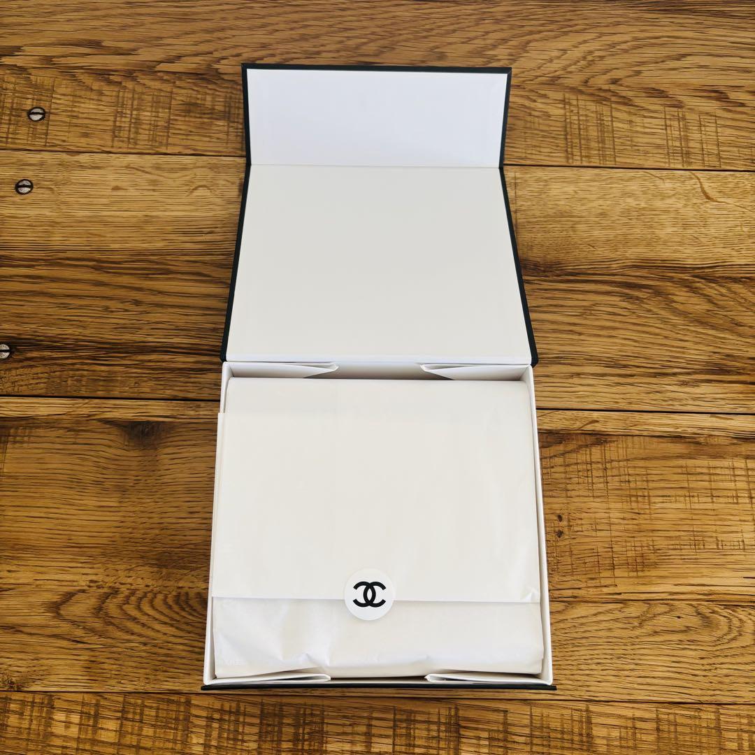 CHANEL 空箱　マグネットタイプ CHANELシャネル空箱磁石マグネット付きフラグメントケース