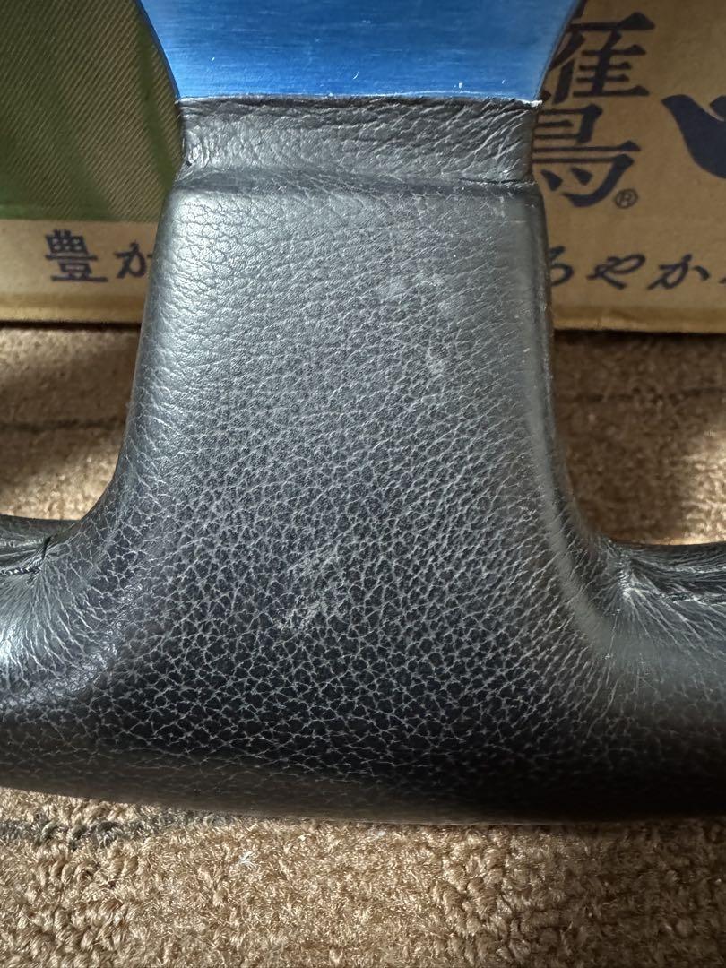 MOMO COMMANDO(モモ　コマンド)