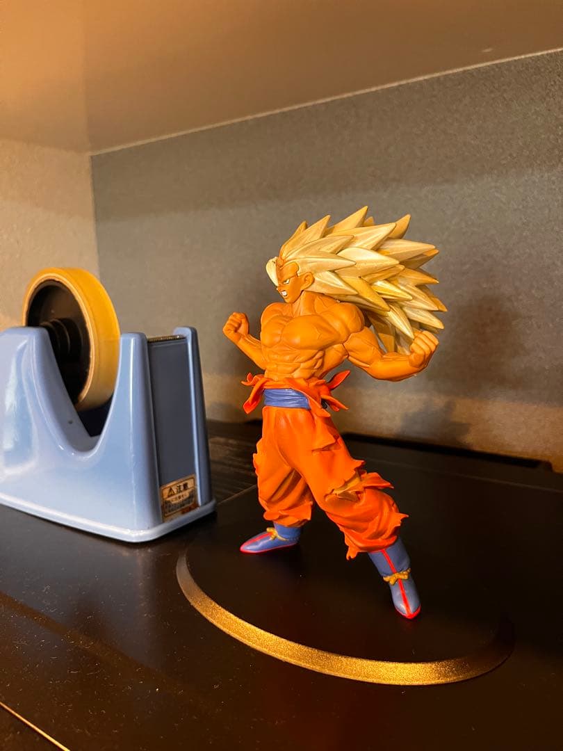 超サイヤ人ゴッド超サイヤ人孫悟空 フィギュア