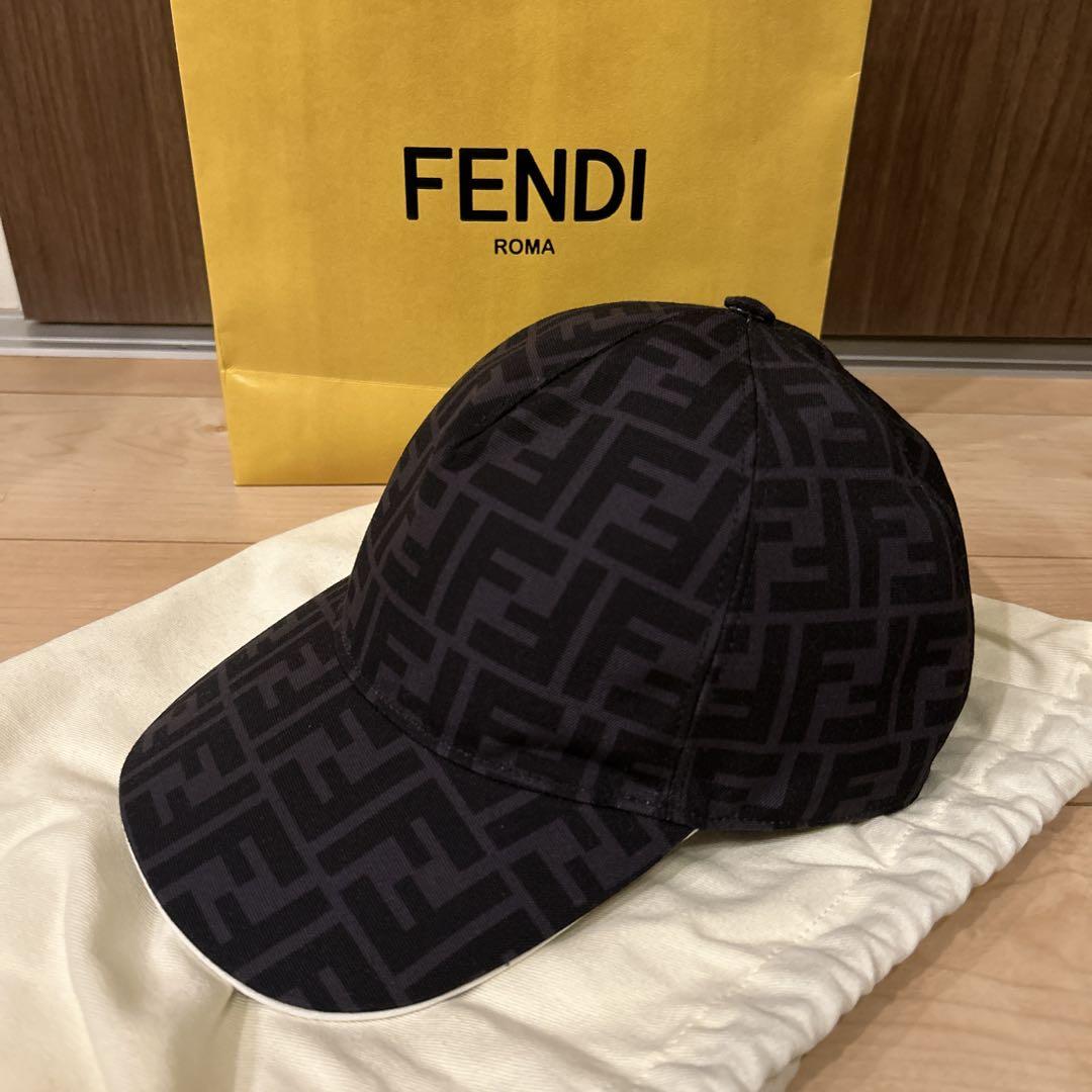 実店舗 FENDI キャップ|帽子