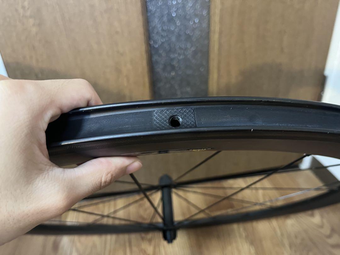 カーボンホイール クリンチャー シマノ11sハブ ノーブランド品