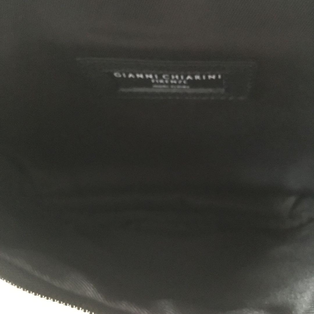 【未使用】GIANNI CHIARINI ボディバッグ ショルダーバッグ  黒