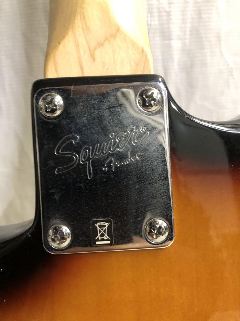 Squier Fender フェンダー エレキギター